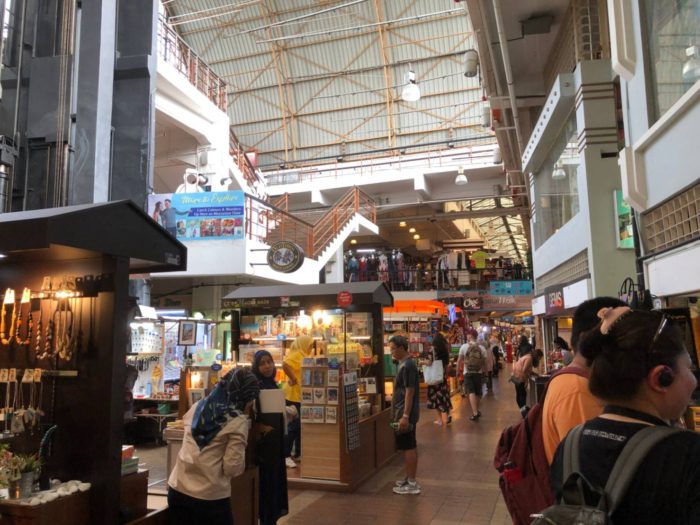 セントラルマーケット内