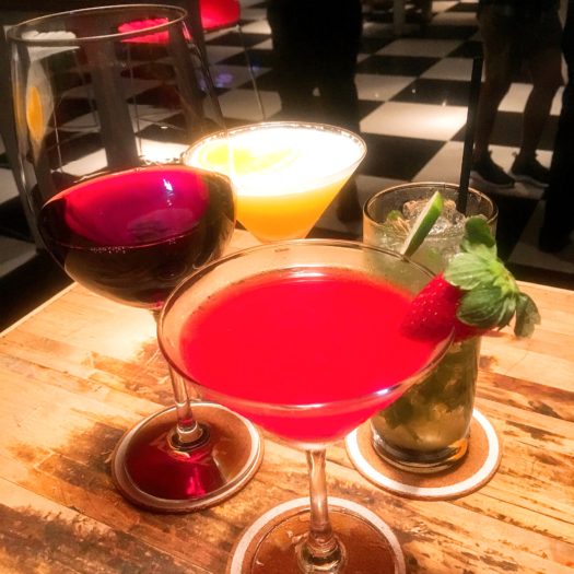 カクテルをオーダー