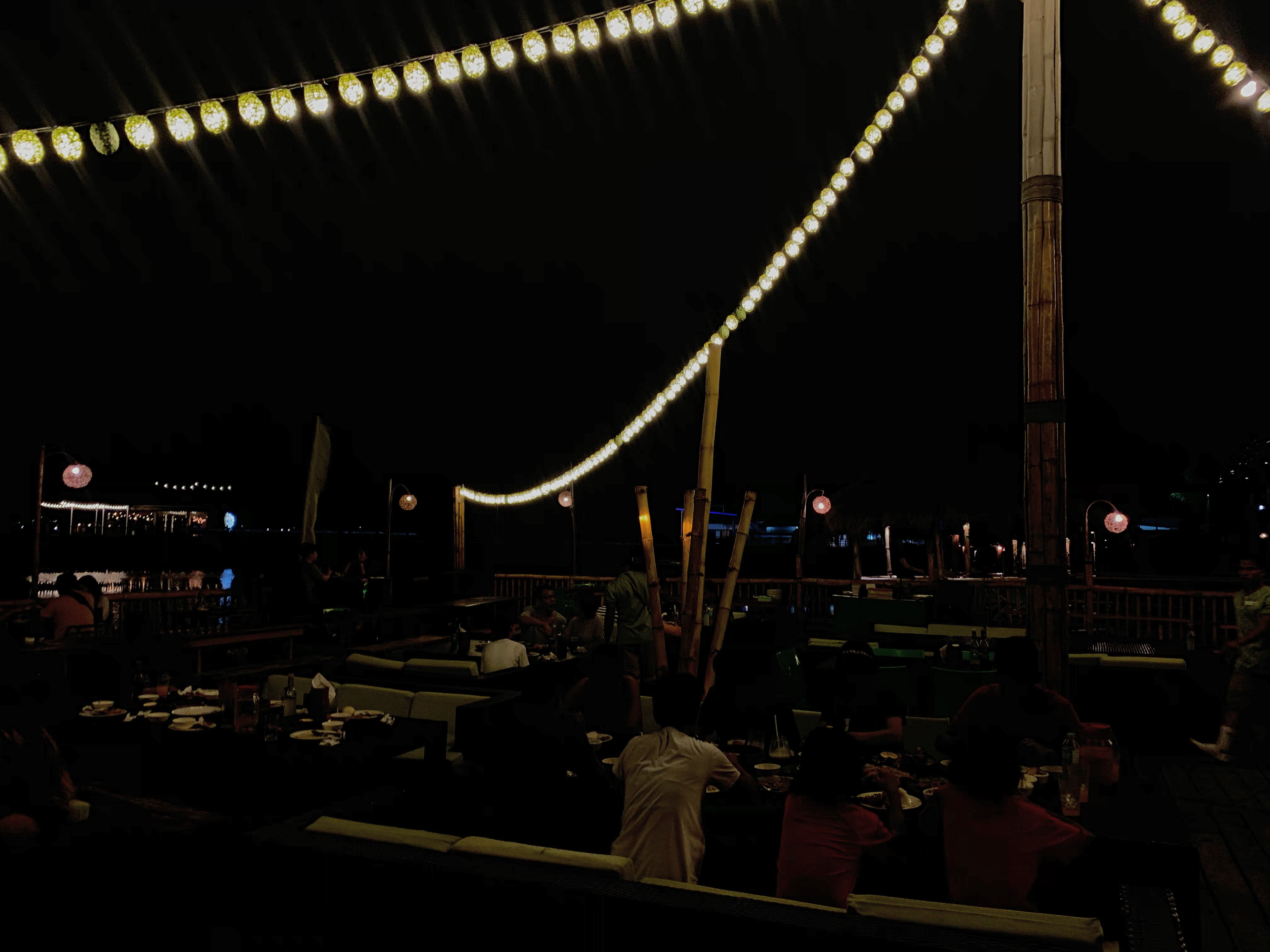 ランタウ　屋外座席