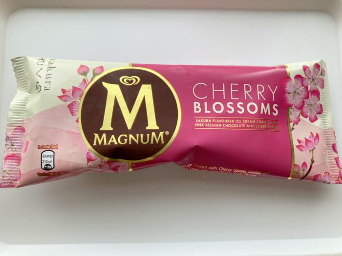 マグナムさくらアイス（Magnum Cherry Blossoms）